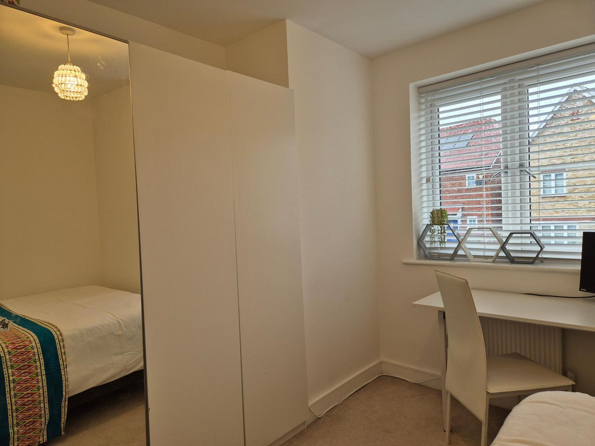 One Double Room In A 4 Bedroom Family Home In Broomfield Τσέλμσφορντ Εξωτερικό φωτογραφία